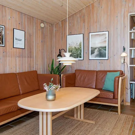 6 Person Holiday In R M Ferienhaus Lakolk